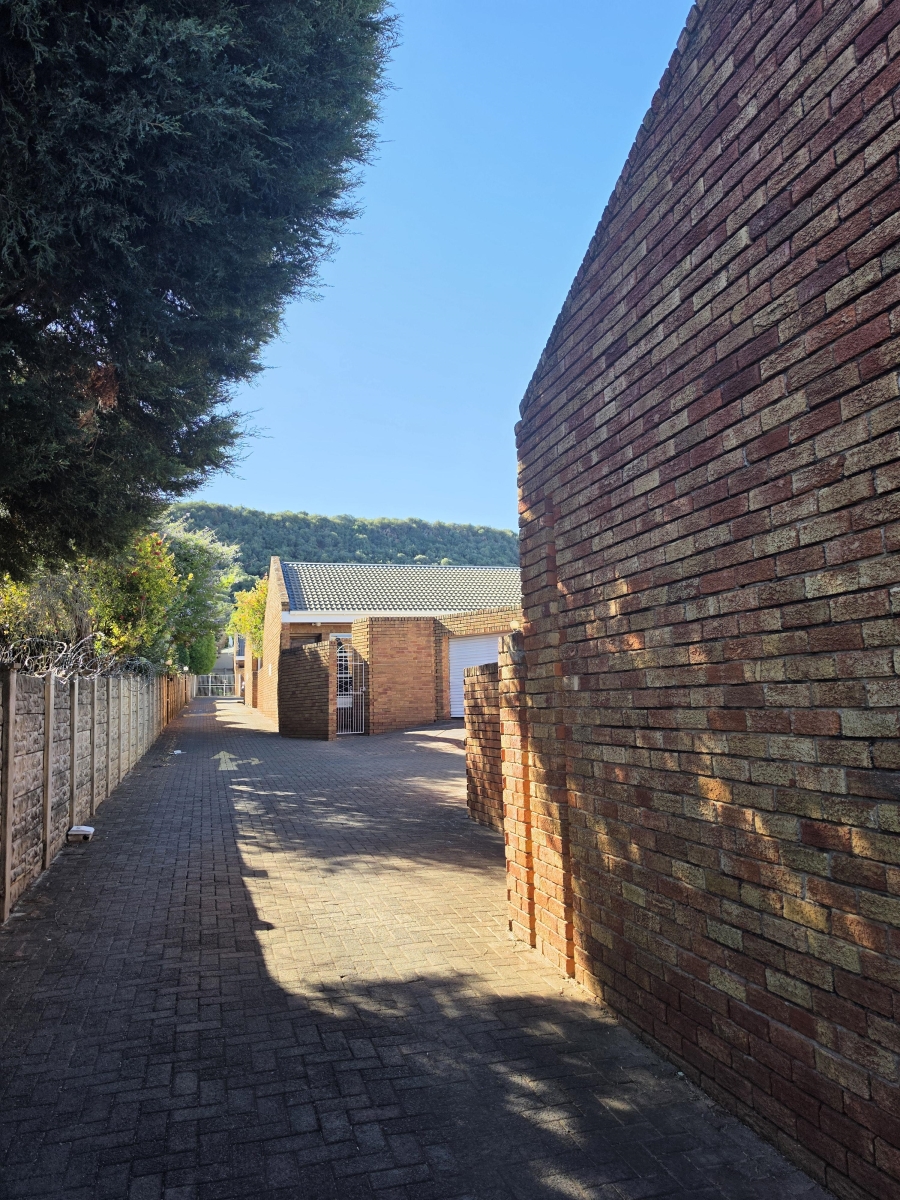 2 Bedroom Property for Sale in Navalsig Free State